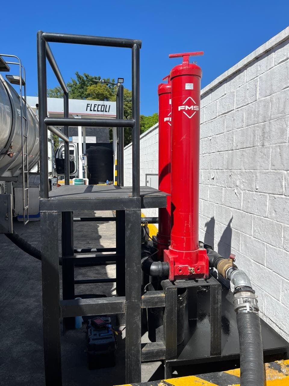 Torre de filtración FMS instalada en la estación de despacho de Flecoli
